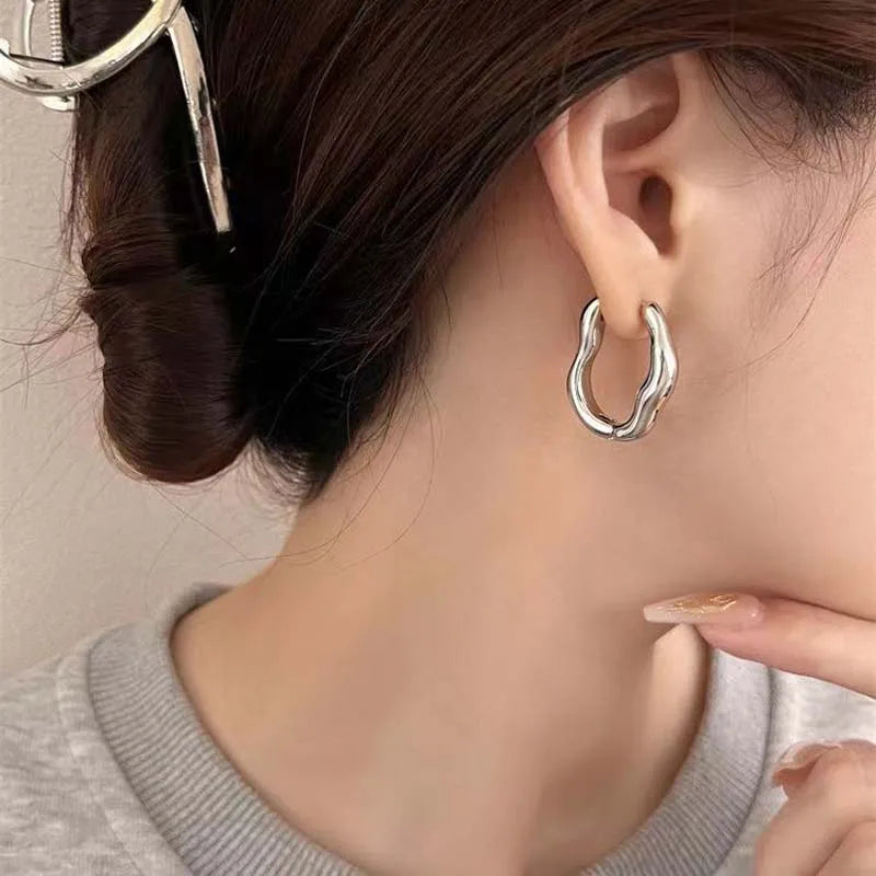 2023 New Trendy Metal Geometry Hoop Earring for Women Fashion Design Gold Color Irregular Earrings Jewelry Gifts
